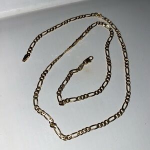 Elegant Gold Chain Necklace